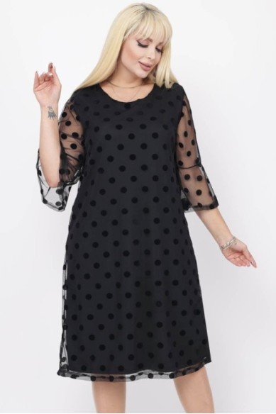 Juoda suknelė su rutuliukais