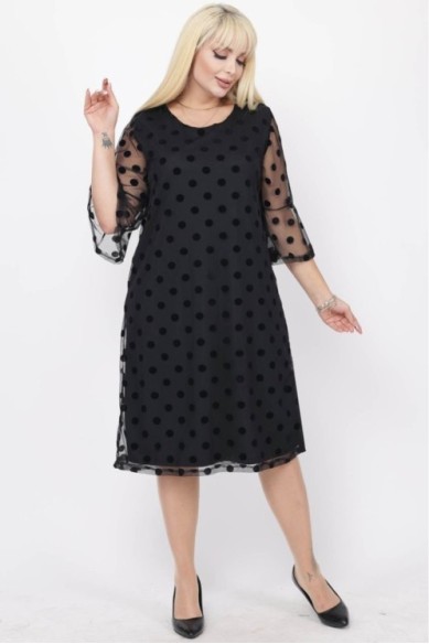 Juoda suknelė su rutuliukais