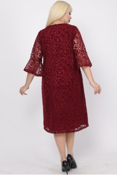 Bordo spalvos suknelė