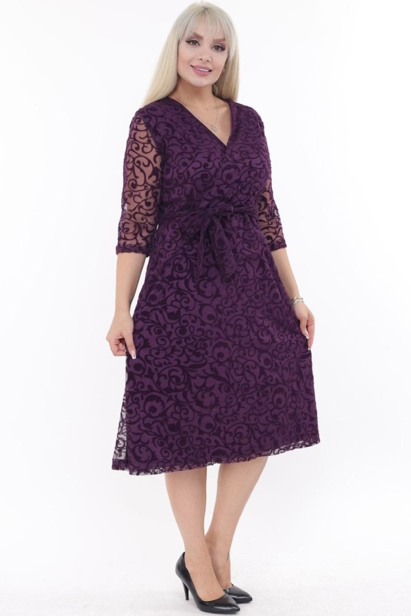 Elegantiška violetinė suknelė