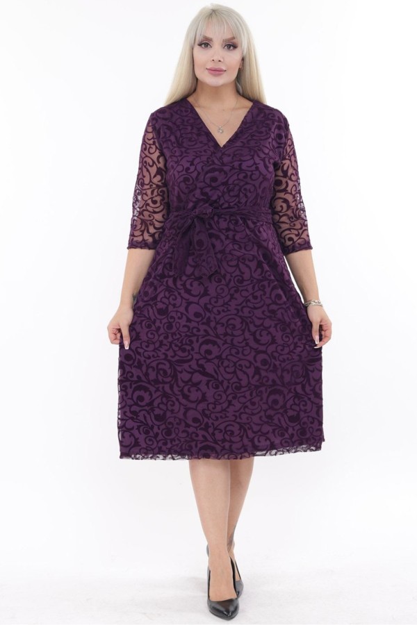 Elegantiška violetinė suknelė