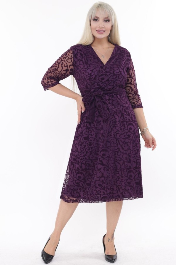 Elegantiška violetinė suknelė