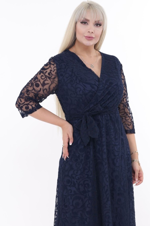 Tamsiai mėlyna suknelė