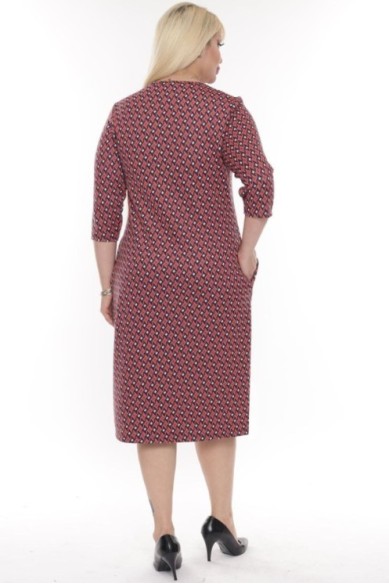 Raštuota suknelė su ornamentais