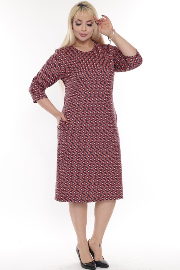 Raštuota suknelė su ornamentais