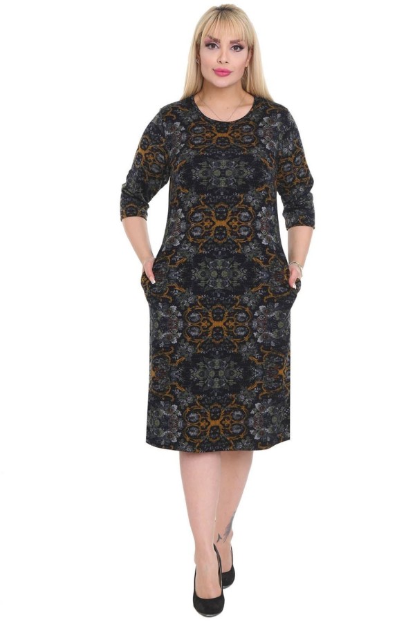 Tamsi suknelė su raštais