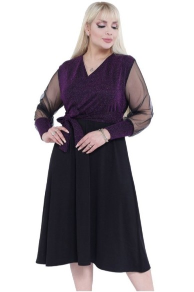 Elegantiška suknelė su iškirpte