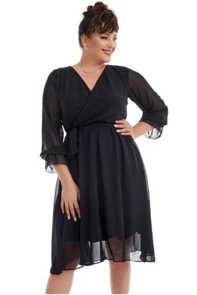 Juoda šifono suknelė