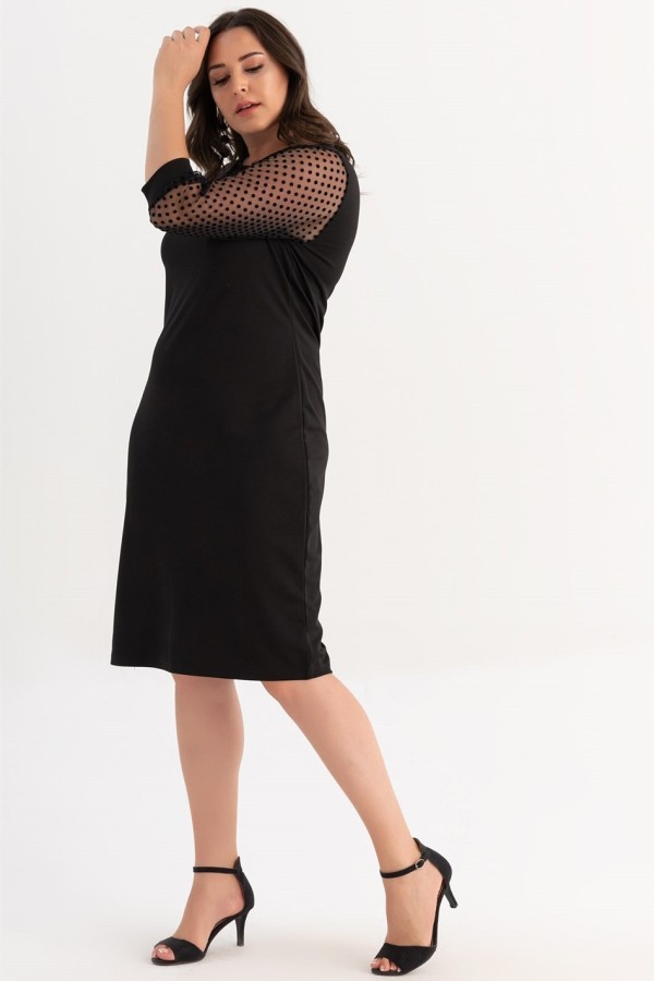 Juoda elegantiška suknelė