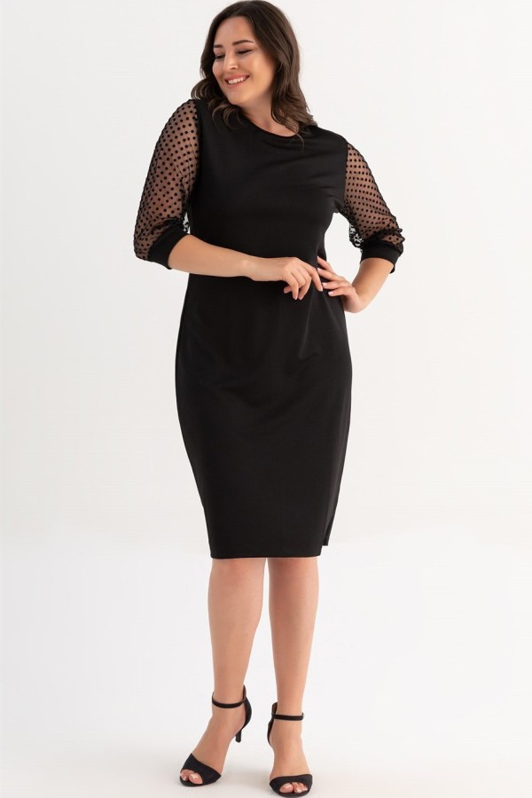 Juoda elegantiška suknelė