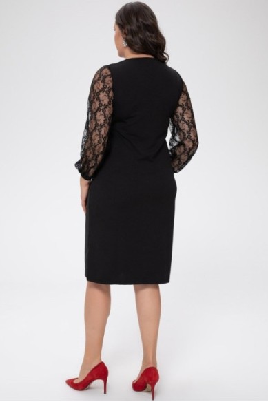 Juoda elegantiška suknelė