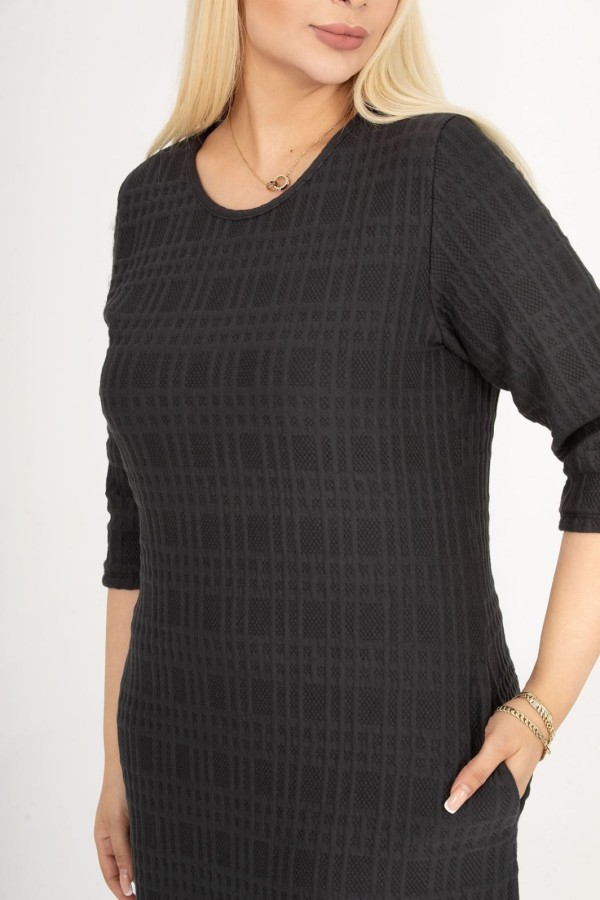 Suknelė virš kelių