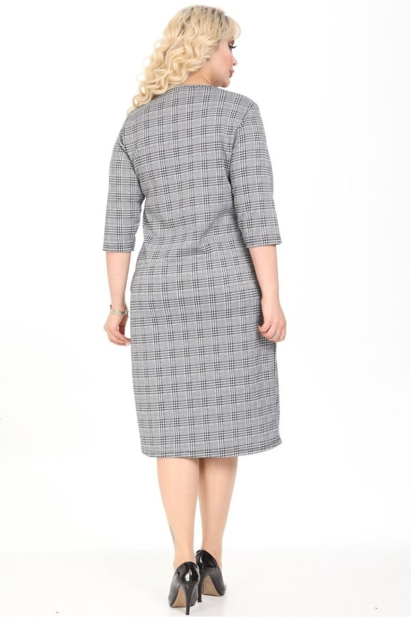 Languota suknelė su kišenėmis