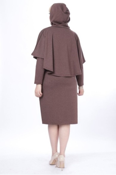 Suknelė su apsiaustu