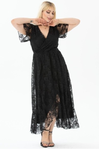 Puošni suknelė su nėriniais