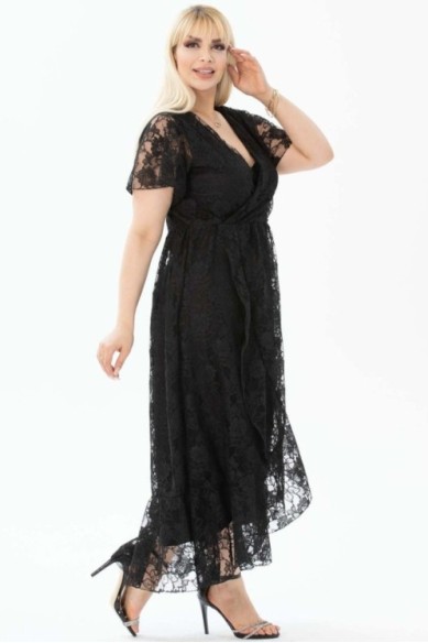 Puošni suknelė su nėriniais