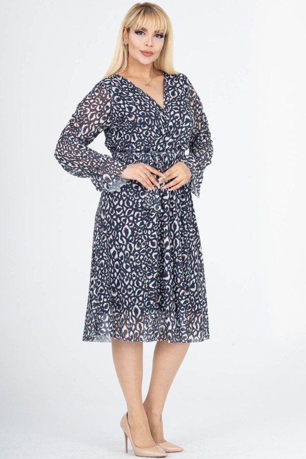 Suknelė ilgomis rankovėmis