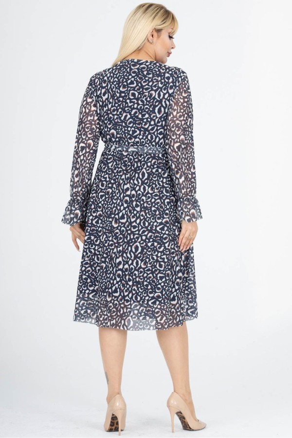 Suknelė ilgomis rankovėmis