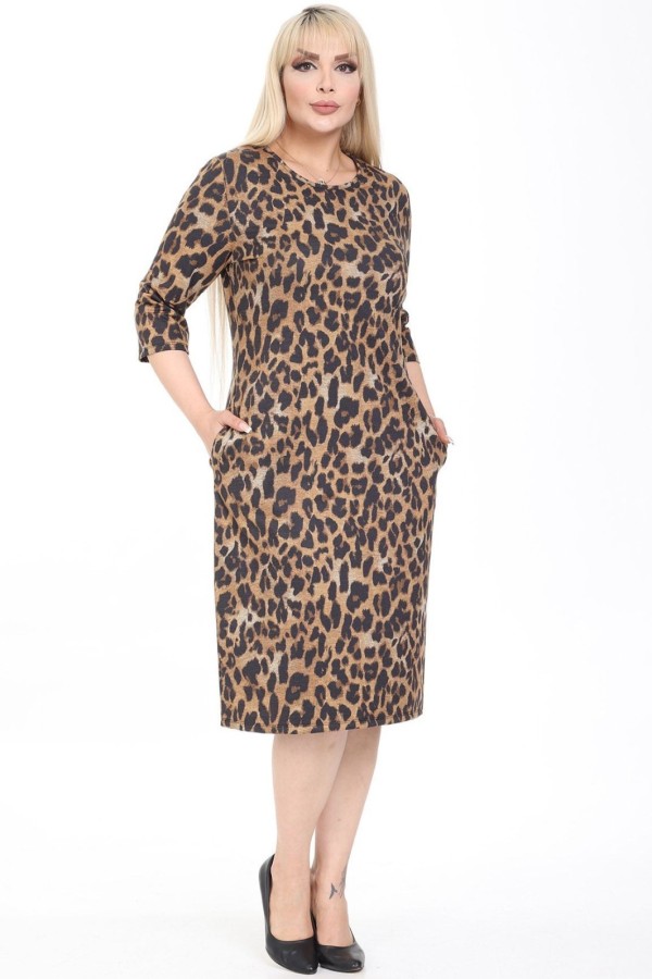 Suknelė su gyvūnų kailio raštais