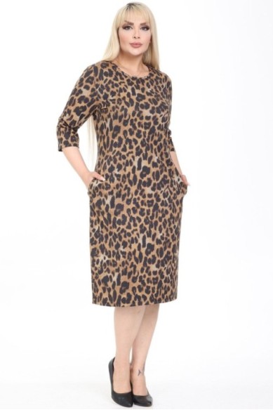 Suknelė su gyvūnų kailio raštais