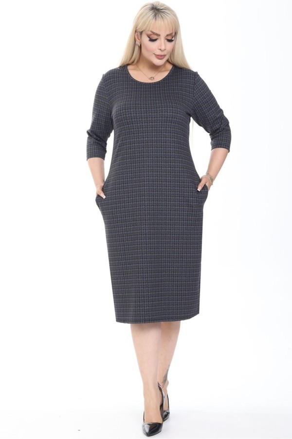 Suknelė su žasies kojelių raštais