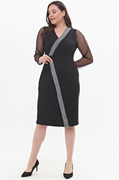 Elegantiška juoda suknelė