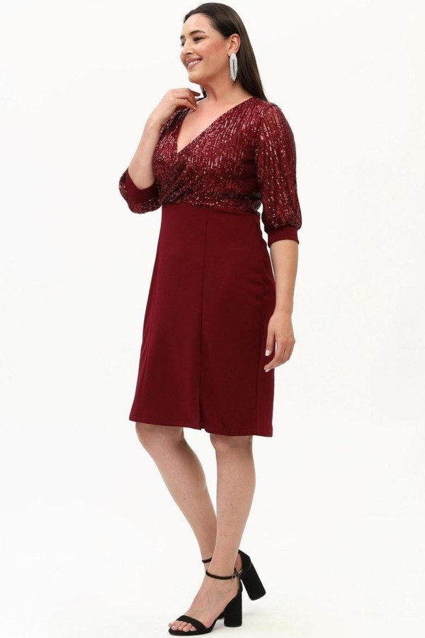 Puošni suknelė su žvyneliais