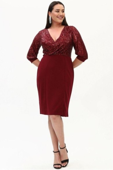 Puošni suknelė su žvyneliais