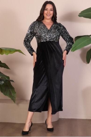 Veliūrinė suknelė su žvyneliais