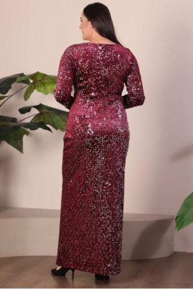 Ilga suknelė su žvyneliais