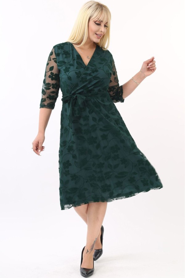 Tamsiai žalia suknelė