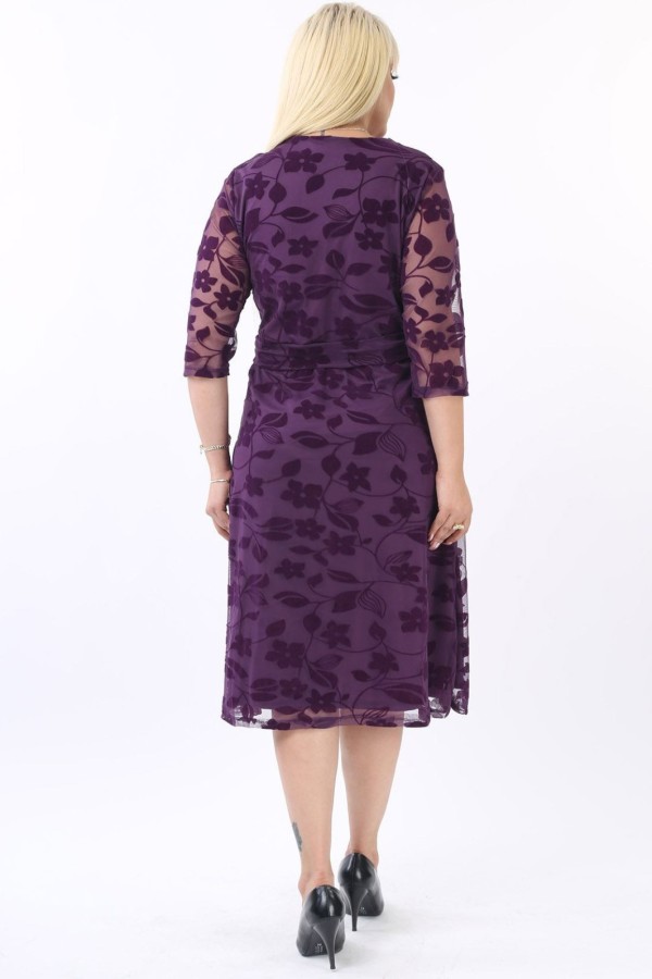 Violetinė suknelė su dirželiu