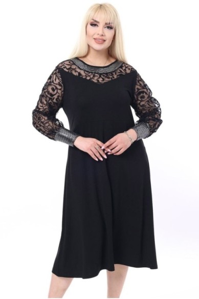 Juoda klasikinė suknelė