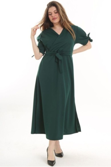 Ilga žalia suknelė