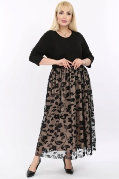 Suknelė apkūnioms moterims