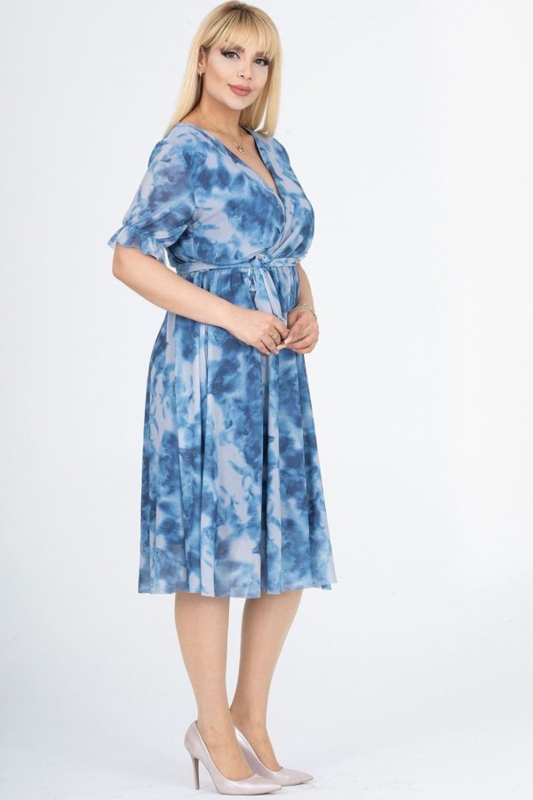 Puošni suknelė trumpomis rankovėmis