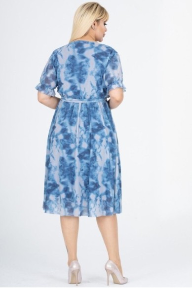 Puošni suknelė trumpomis rankovėmis