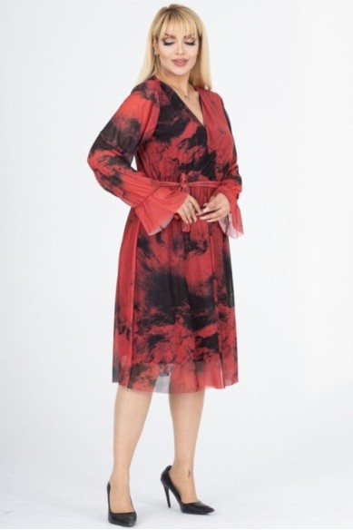 Marga suknelė su dirželiu