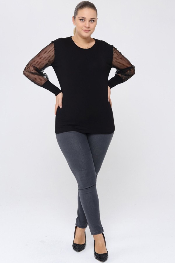 Juoda moterų palaidinė apvalia iškirpte