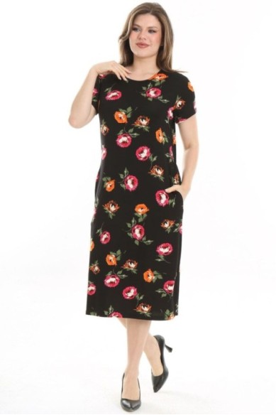 Juoda gėlėta suknelė apkūnioms