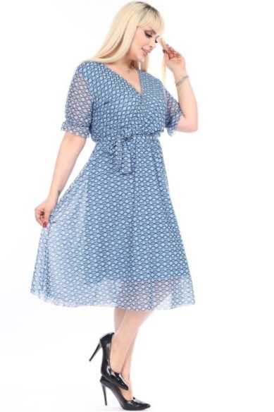 Žydra suknelė trumpomis rankovėmis