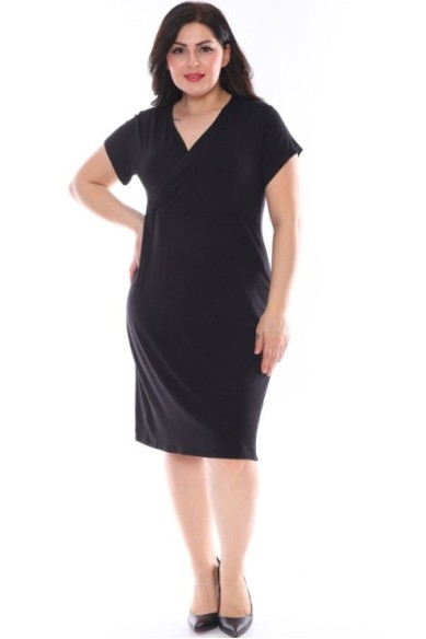 Klasikinė suknelė su voko formos iškirpte