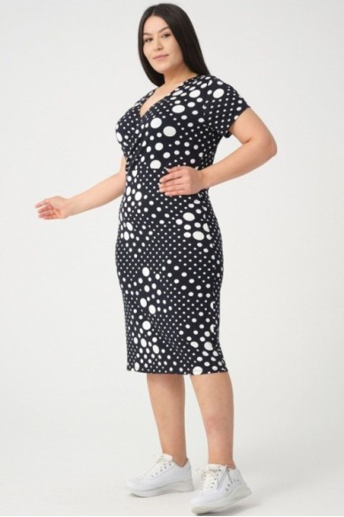 Suknelė su rutuliukais