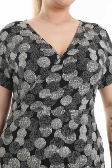 Suknelė trumpomis rankovėmis