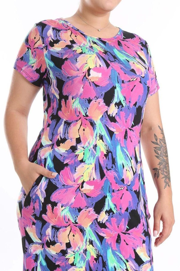 Suknelė trumpomis rankovėmis