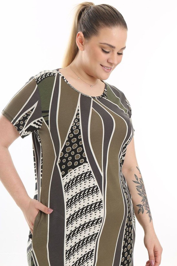 Suknelė trumpomis rankovėmis