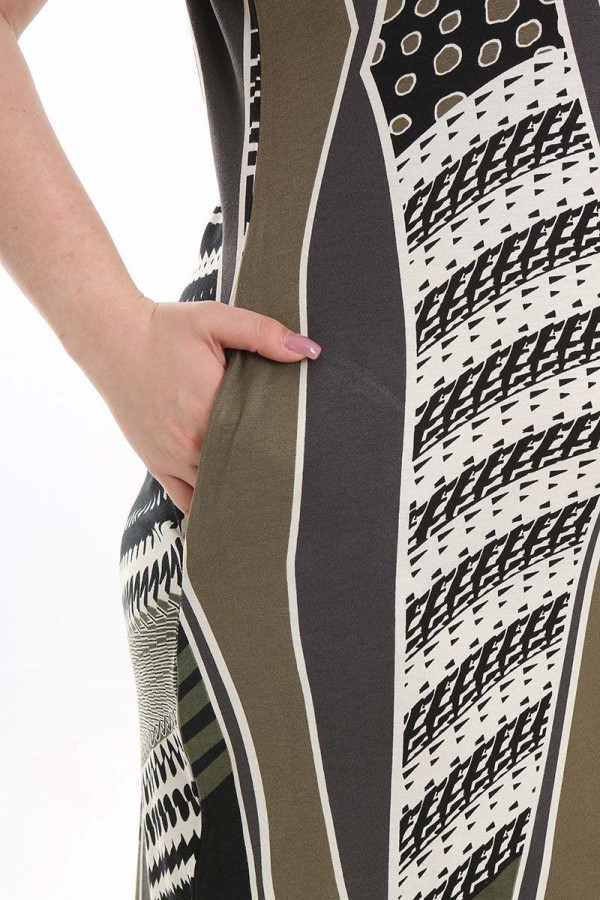 Suknelė trumpomis rankovėmis