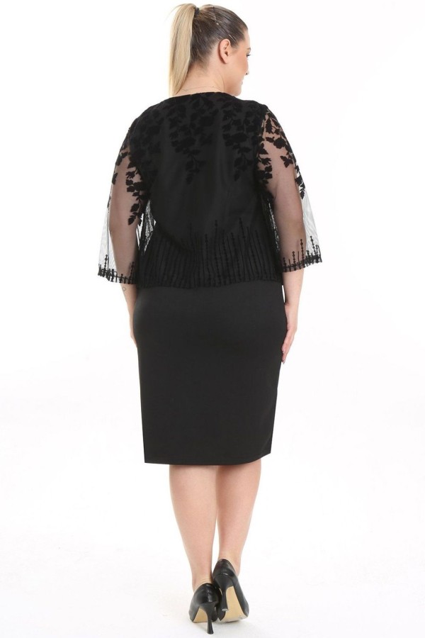 Puošni juoda suknelė