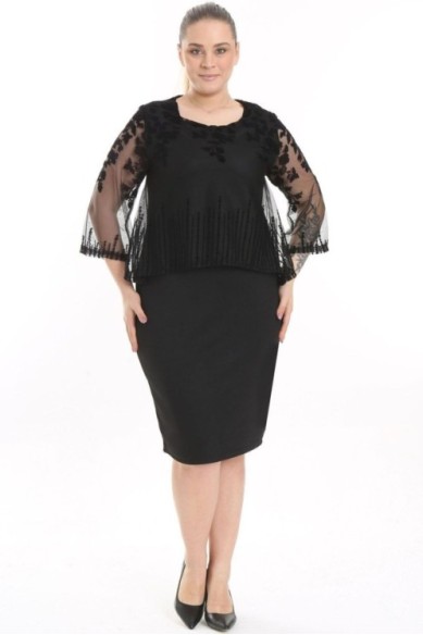 Puošni juoda suknelė