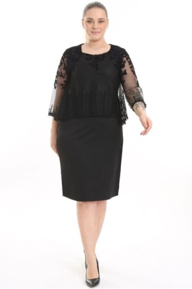 Puošni juoda suknelė